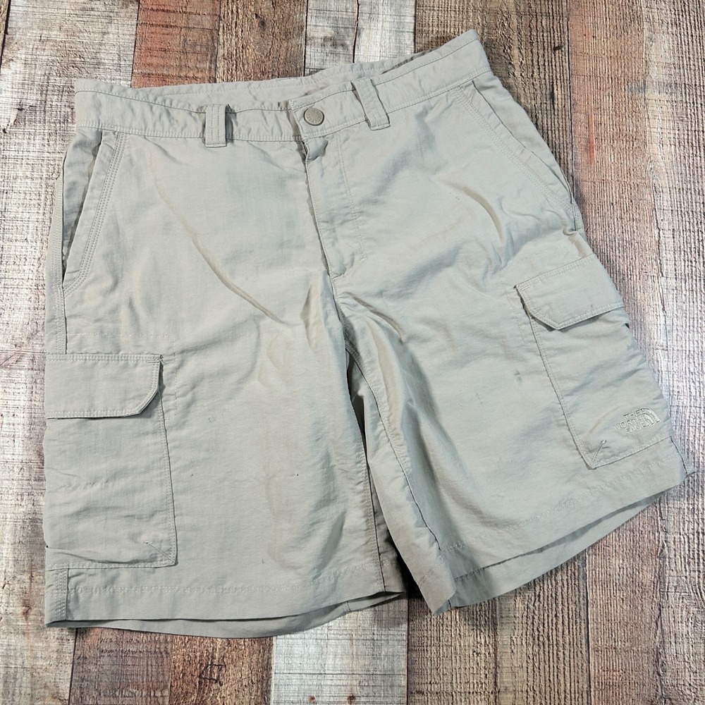 The North Face Mens 32 Khaki Nylon Cargo Hiking Trail Shorts 9 Inseam Zip Pocket
